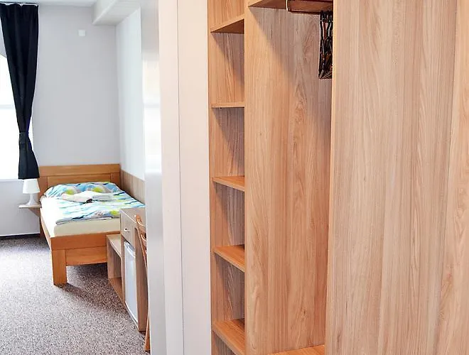 Vega Мотель Sezimovo Usti